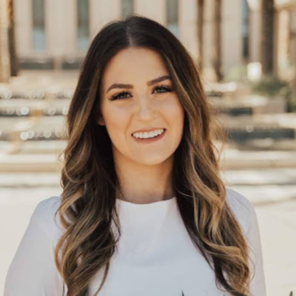 Meet your Posher, Hannah